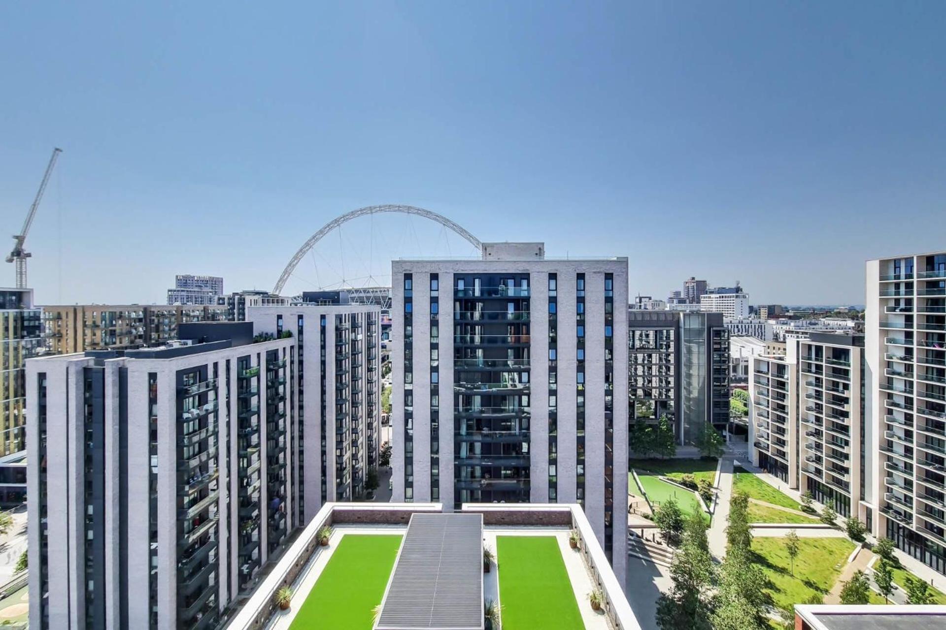 Botanical-Inspired Apartments At Repton Gardens Right In The Heart Of Wembley Park Londyn Zewnętrze zdjęcie