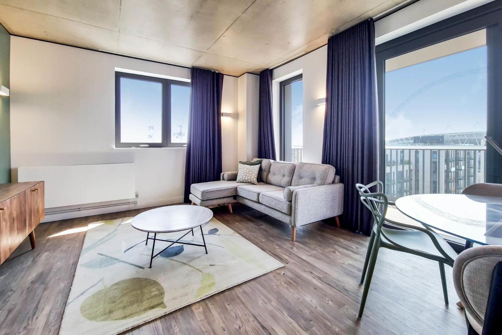 Botanical-Inspired Apartments At Repton Gardens Right In The Heart Of Wembley Park Londyn Zewnętrze zdjęcie