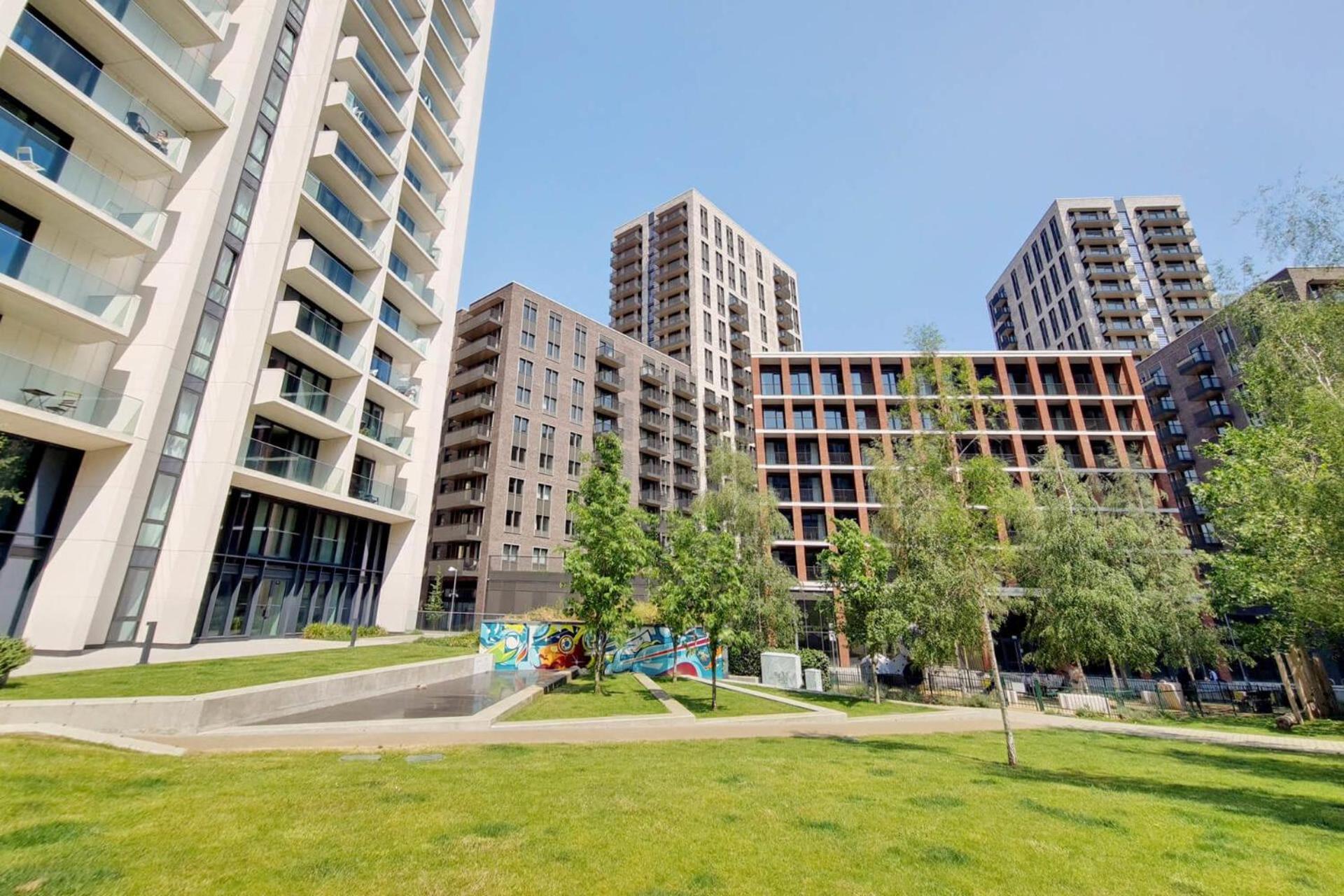 Botanical-Inspired Apartments At Repton Gardens Right In The Heart Of Wembley Park Londyn Zewnętrze zdjęcie