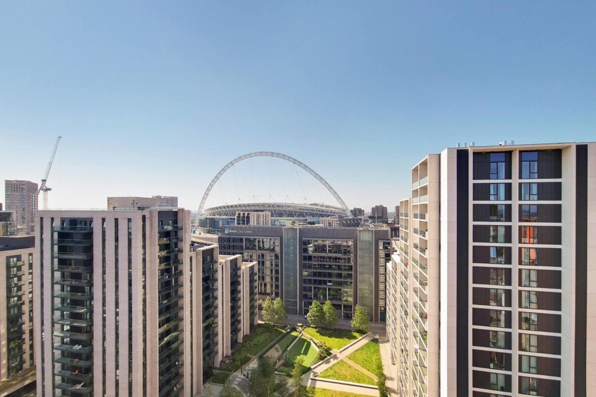 Botanical-Inspired Apartments At Repton Gardens Right In The Heart Of Wembley Park Londyn Zewnętrze zdjęcie