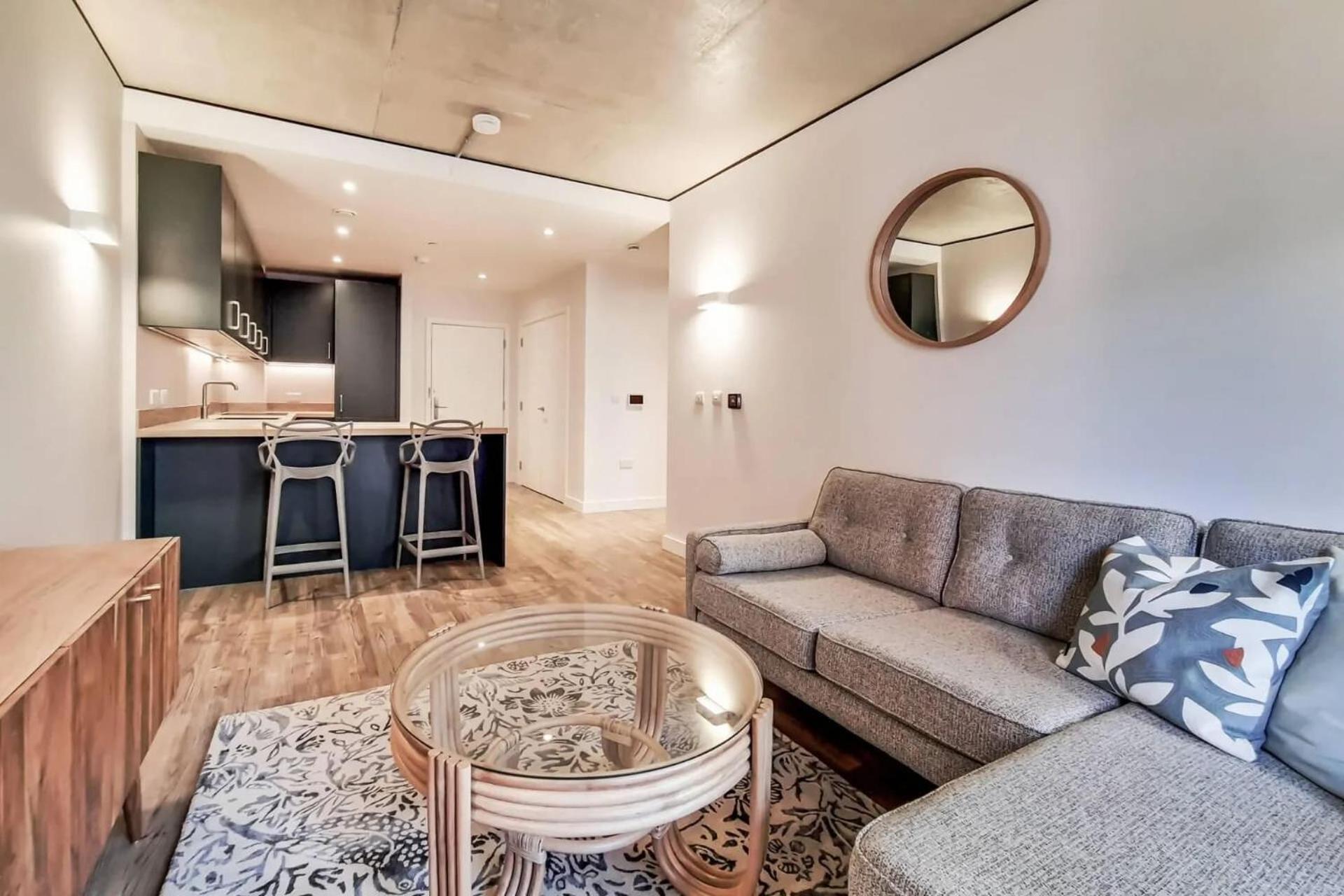 Botanical-Inspired Apartments At Repton Gardens Right In The Heart Of Wembley Park Londyn Zewnętrze zdjęcie