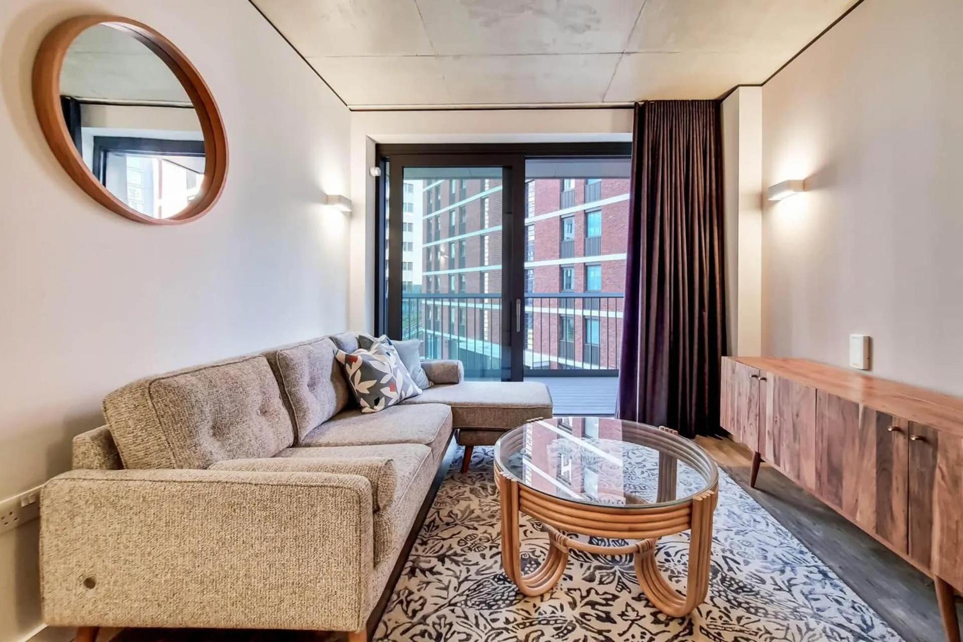 Botanical-Inspired Apartments At Repton Gardens Right In The Heart Of Wembley Park Londyn Zewnętrze zdjęcie